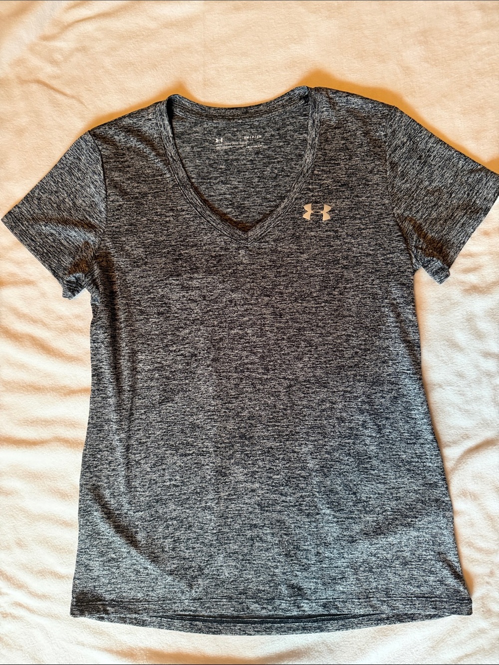 Under Armour Women's Gray Heather V-Neck Performance Tee